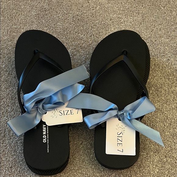 Old Navy Black Sandals with Blue Ribbon - Picture 1 of 4